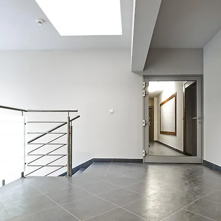 Rgb Apartment *
